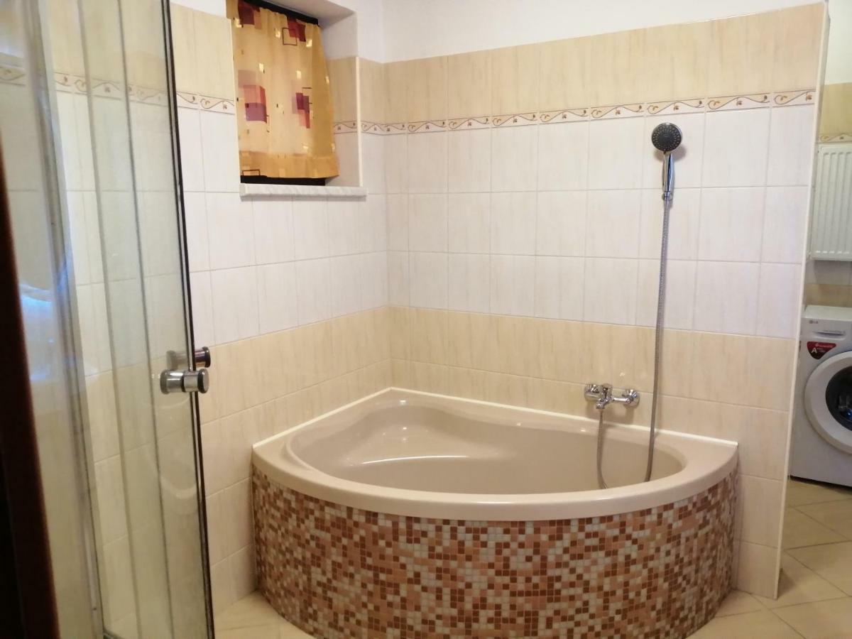 헤프 Na Cervene Louce Relax 1 빌라 외부 사진
